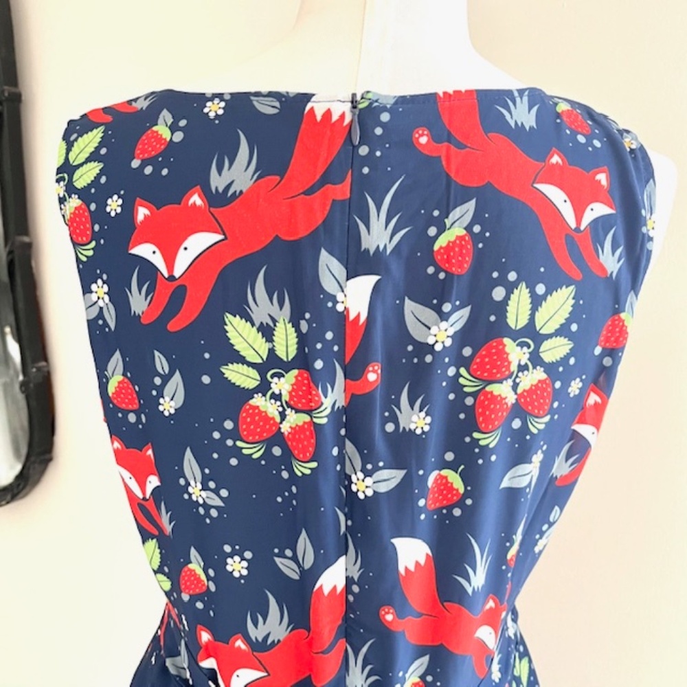 Paper Plane London Navy Fox & Strawberry Pattern Dress Size L/XL - Picture 4 of 8